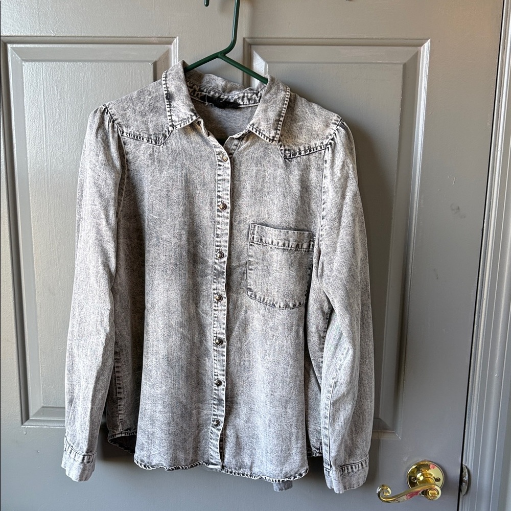 Jane and Delancey Gray Washed Button-Down Shirt